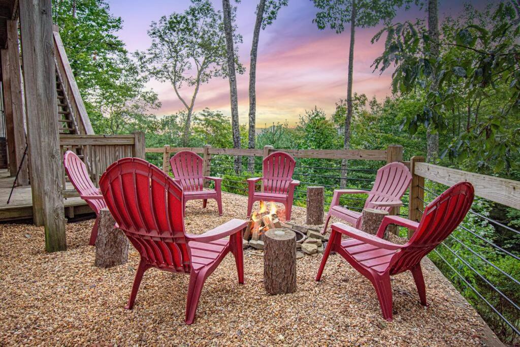 Cherry Log Summit Cabin By Bk Stays - Family Friendly - Playground - Game Room - Jacuzzi - Amazing Mountain Views Экстерьер фото