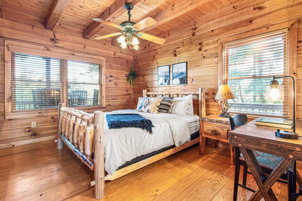 Cherry Log Summit Cabin By Bk Stays - Family Friendly - Playground - Game Room - Jacuzzi - Amazing Mountain Views Экстерьер фото